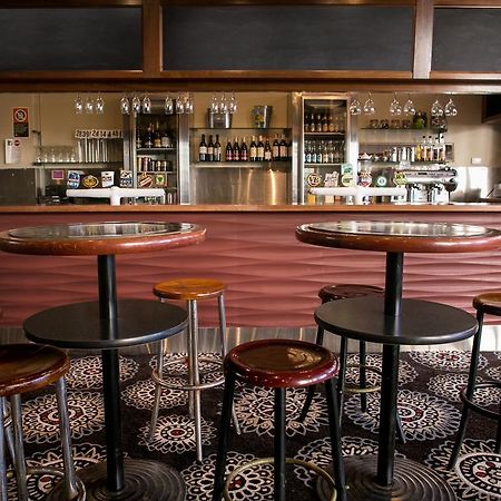 Cbd Hotel ニューカッスル エクステリア 写真