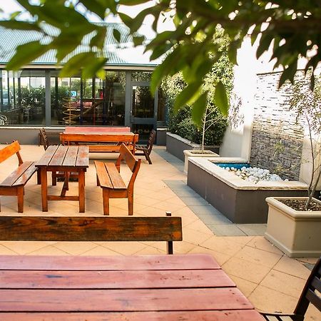 Cbd Hotel ニューカッスル エクステリア 写真