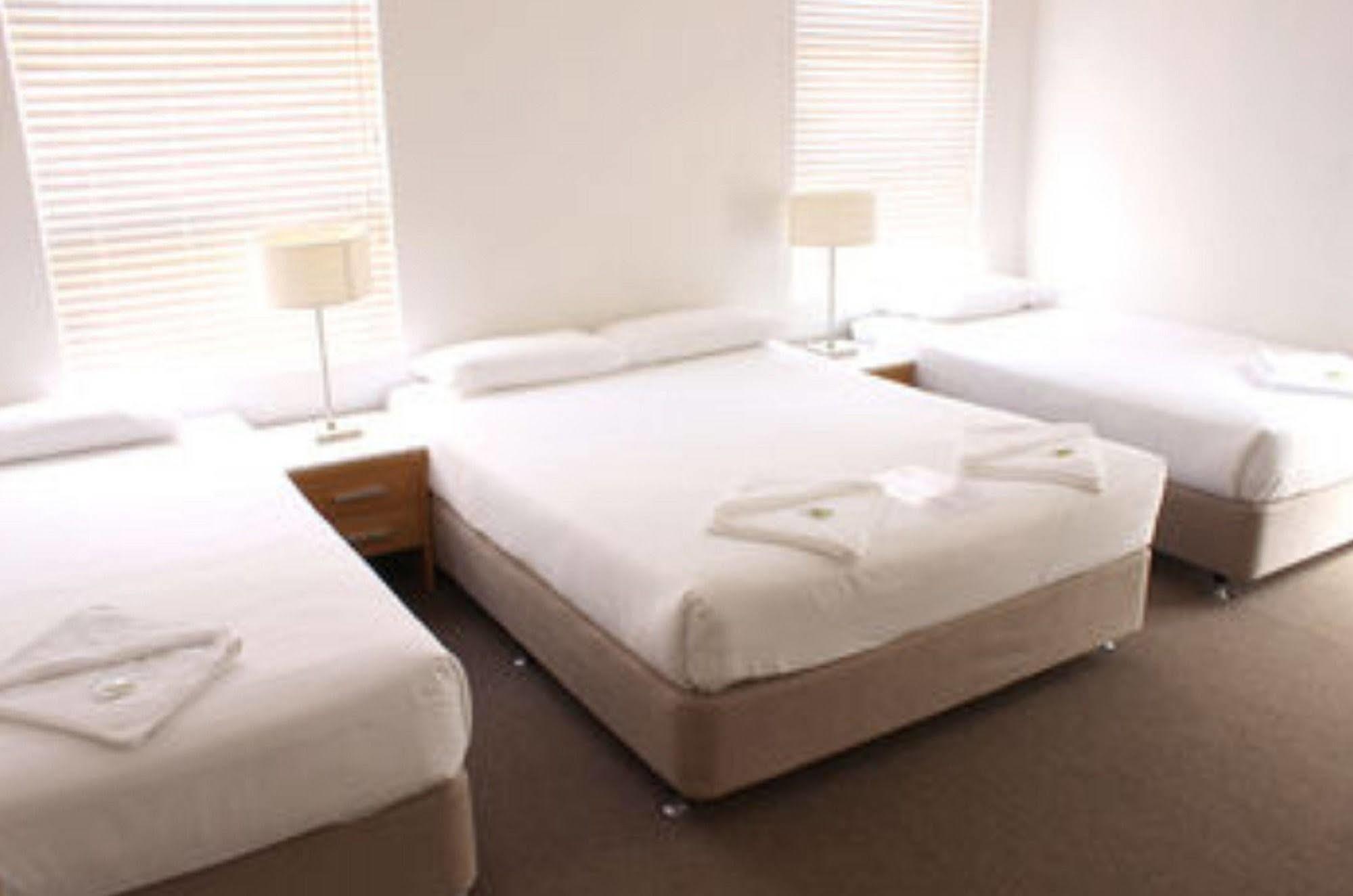 Cbd Hotel ニューカッスル エクステリア 写真